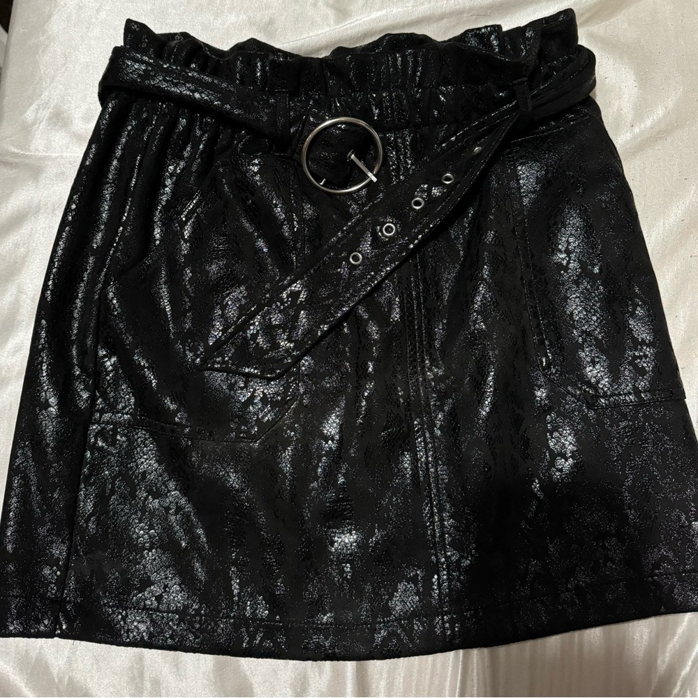 Black snake print mini skirt size large!